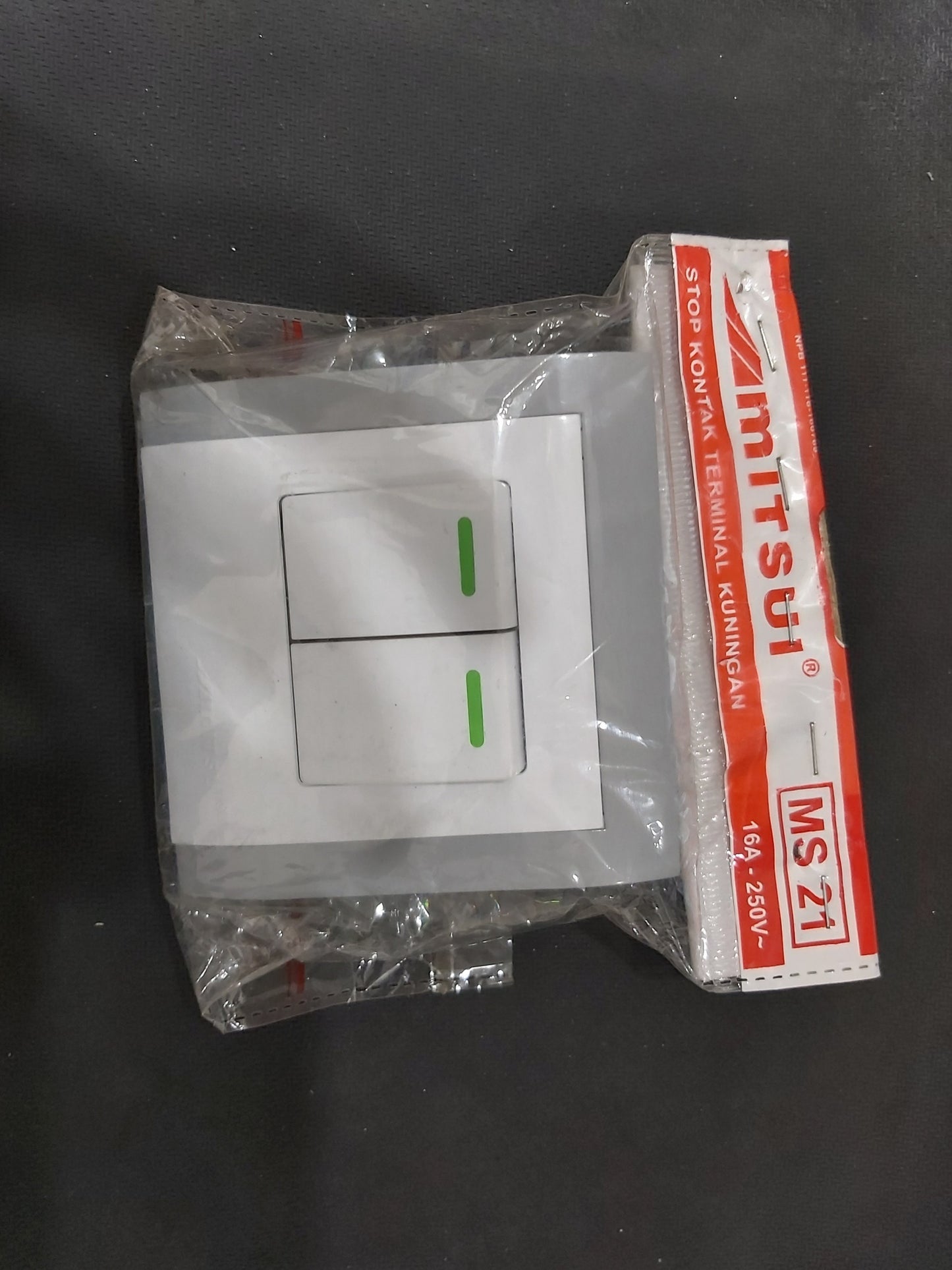 SAKLAR SERI (IB) HELIOS MS21