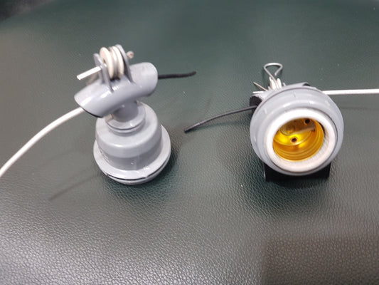 FITTING GANTUNG BESI E27 ENTER/PIOLIN/SLOVEN