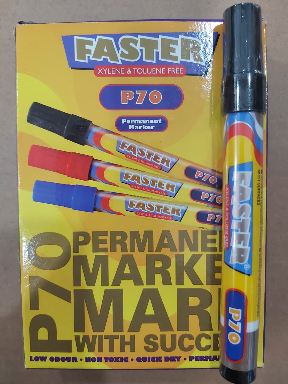 Faster Spidol Permanen P70 Hitam Paket 12/36 Pcs